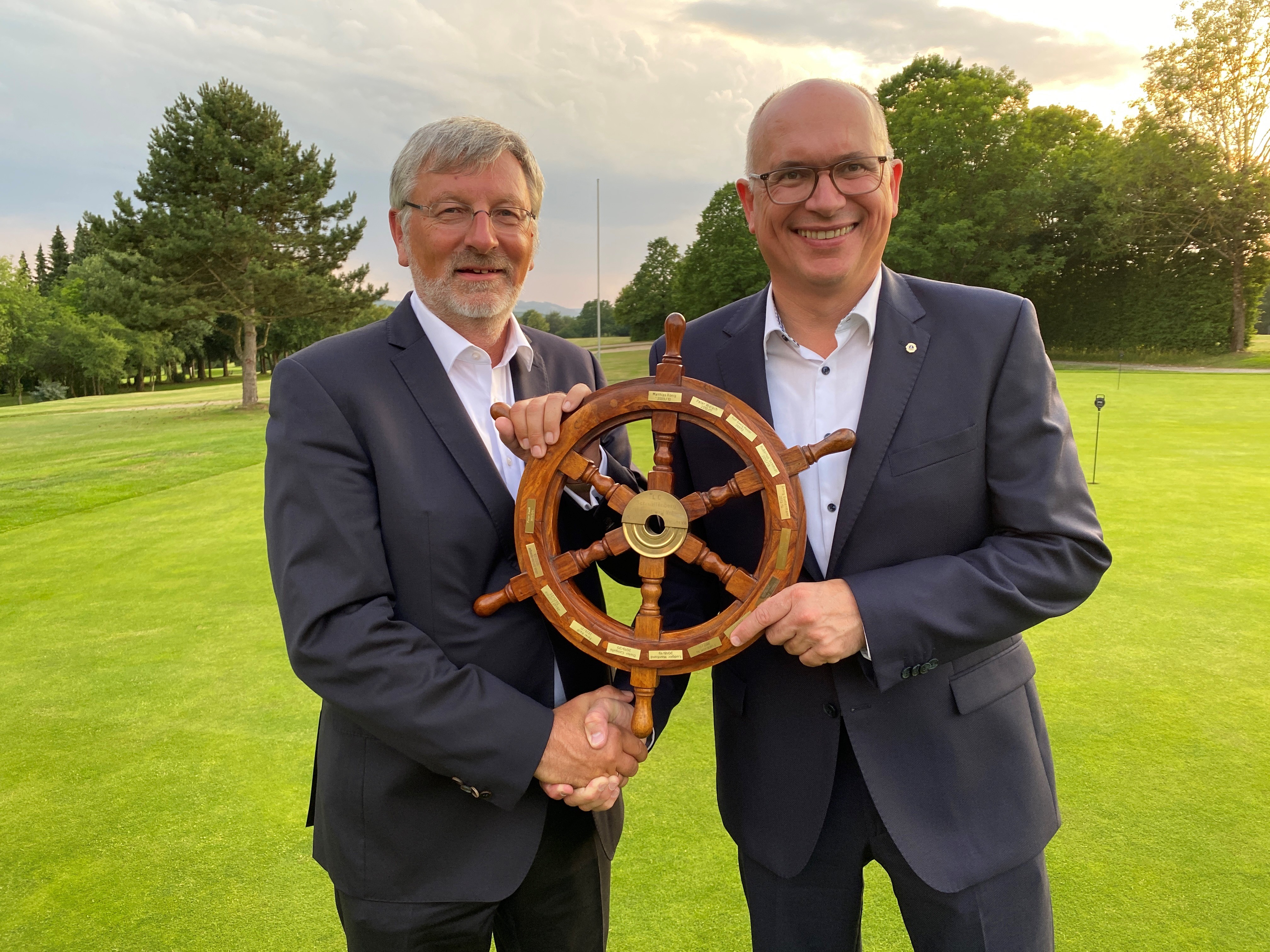 Dr. Peter Haidl übernimmt das Steuerrad von Ulrich Schulte-Sprenger